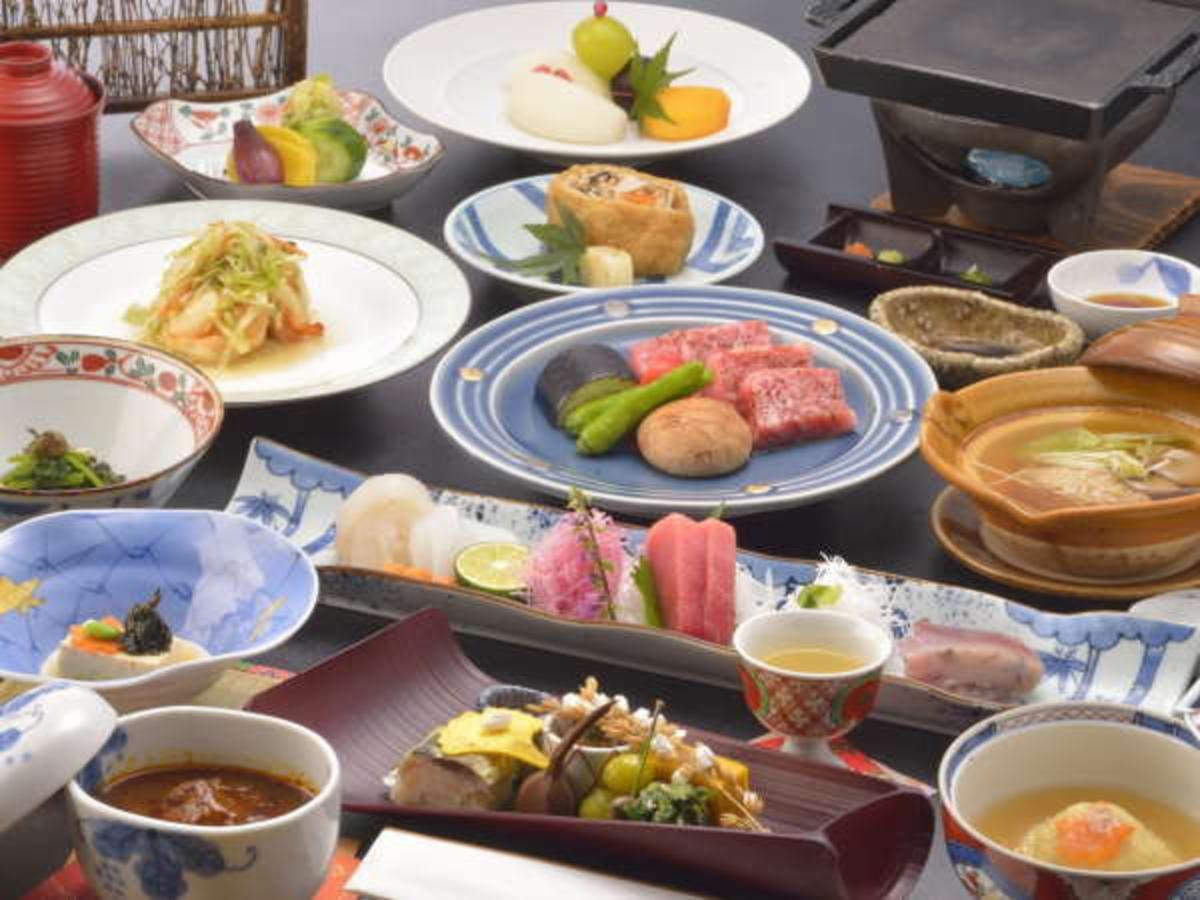 Atami Onsen Sakuraya Ryokan